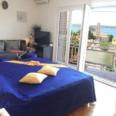 Apartment Elena 40 M2 With Beautiful Wide Sea Views 3 Stars Хвар Екстериор снимка